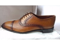 where are deckard shoes made